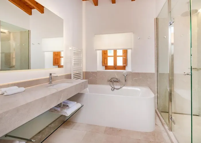 Son Grua - Adults Only