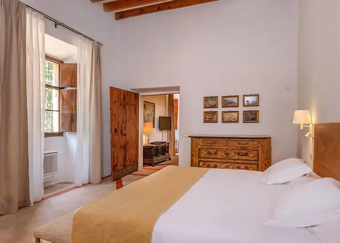 Son Grua - Adults Only *