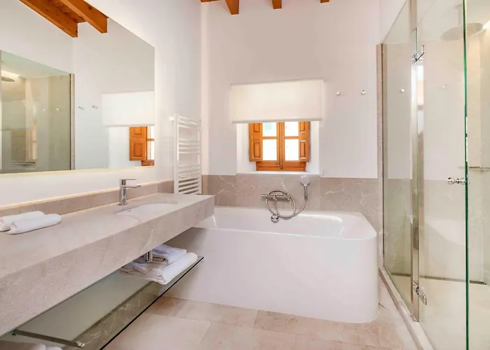 Son Grua - Adults Only *